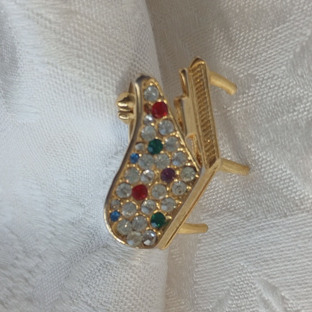Vintage Grand Piano Goldtone Brooch with Pave Rhinestones